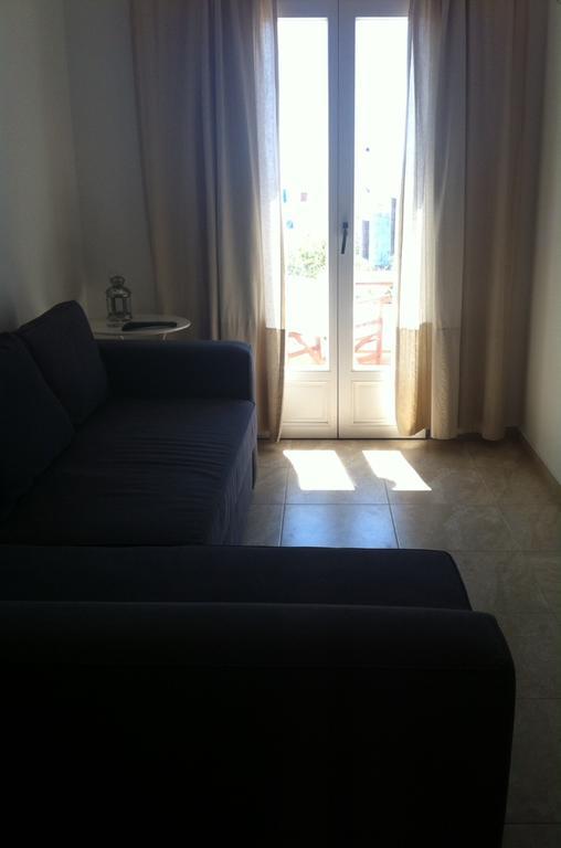 Gaia Serifos Apartments Ramos Номер фото